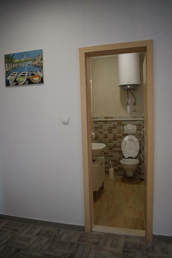Apartmán Apartman Dani-Podstrana Exteriér fotografie
